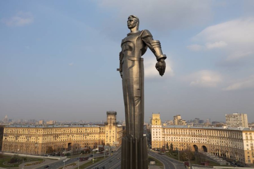 تماثيل غاغارين.. أحد أشهر معالم موسكو. (أ ب)